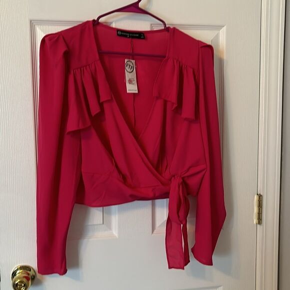 Ruffle wrap top - Picture 4 of 4